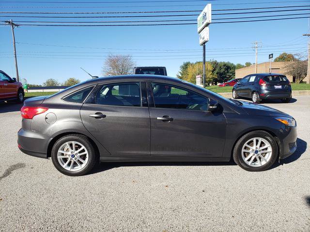 Used 2016 Ford Focus SE FWD image 6