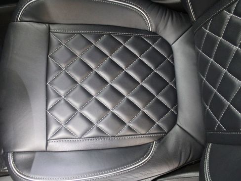 Used 2019 Chevrolet Silverado 1500 RST AWD/4WD image 13