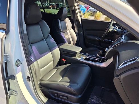 Used 2020 Acura TLX image 17
