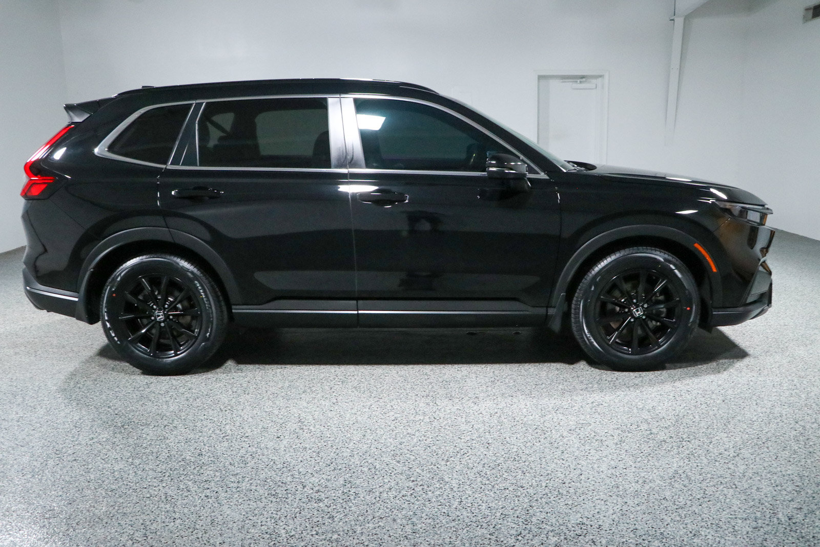 Used 2025 Honda CR-V Sport image 6
