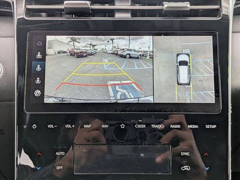 Used 2022 Hyundai Tucson Limited FWD image 14
