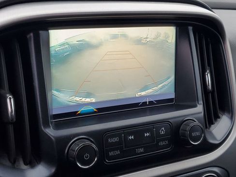 Used 2018 GMC Canyon SLE w/ SLE Convenience Package image 17