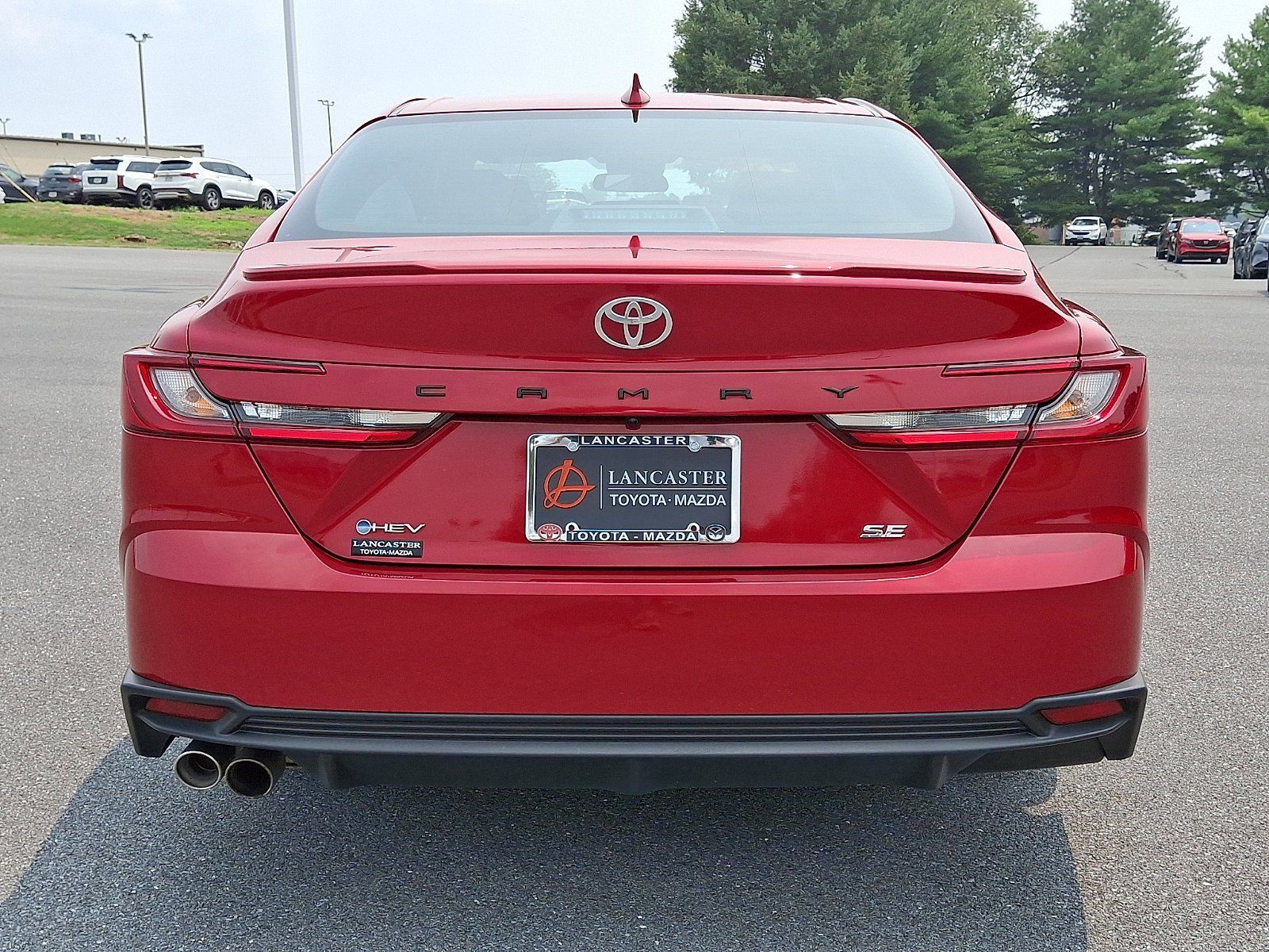 Used 2025 Toyota Camry SE FWD image 6