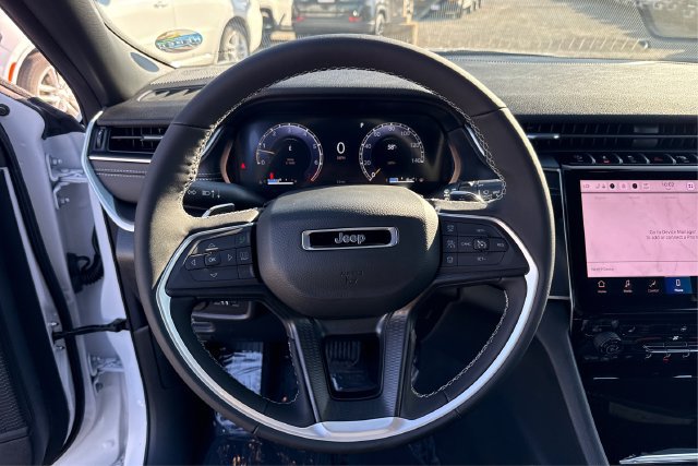 New 2027 Jeep Grand Cherokee Laredo X AWD/4WD image 16