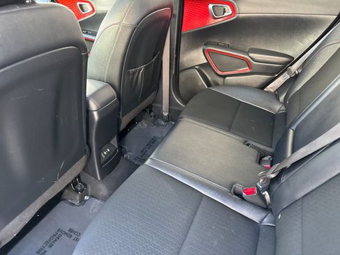 Used 2023 Kia Soul GT-Line w/ GT-Line Technology Package FWD image 8