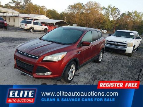 Used 2014 Ford Escape SE image 3