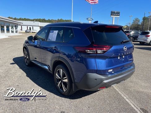 Used 2023 Nissan Rogue SL w/ SL Premium Package image 15