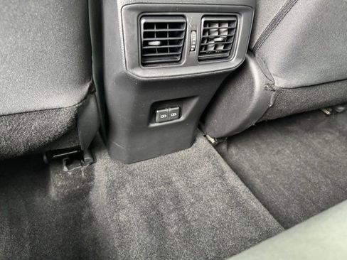 Certified 2022 Toyota RAV4 XLE image 8