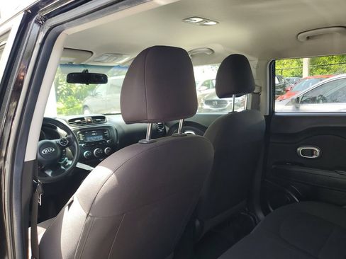 Used 2017 Kia Soul w/ Convenience Package FWD image 14