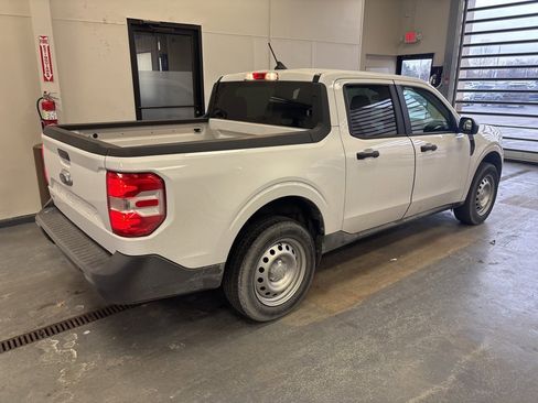 Used 2022 Ford Maverick XL image 4