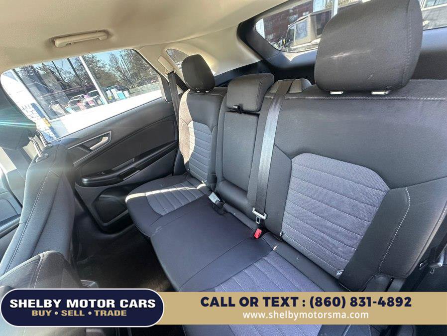 Used 2016 Ford Edge SE AWD/4WD image 14