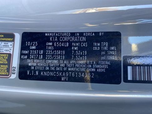 New 2026 Kia Carnival EX image 51