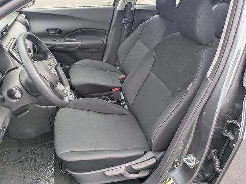 New 2025 Nissan Kicks Play S FWD image 38