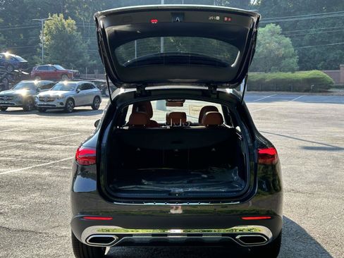 New 2027 Mercedes-Benz GLC 300 image 8