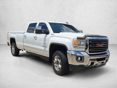 Used 2016 GMC Sierra 2500 SLT w/ Duramax Plus Package AWD/4WD image 3