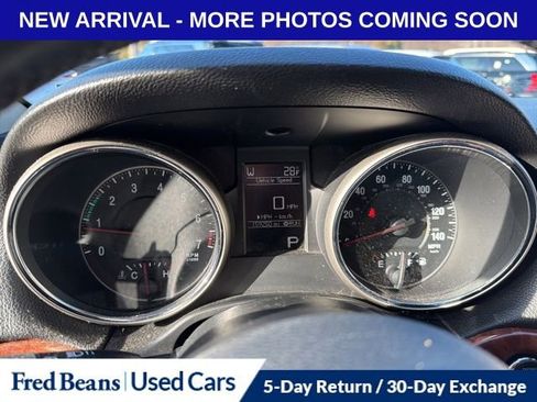 Used 2011 Jeep Grand Cherokee Limited w/ Trailer Tow Group image 13