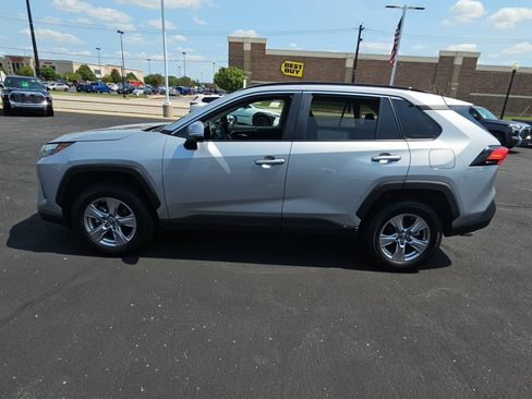 Certified 2025 Toyota RAV4 XLE AWD/4WD image 6