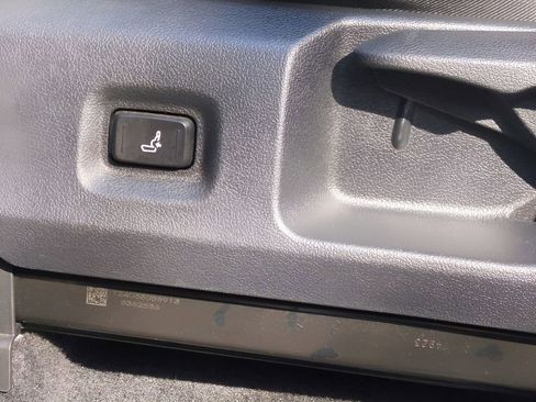 Used 2024 Toyota Tacoma SR5 image 19