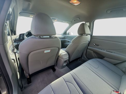 Certified 2026 Hyundai Elantra Sport FWD image 21