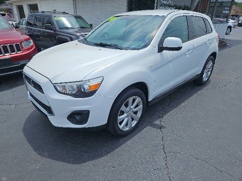 Used 2015 Mitsubishi Outlander Sport ES AWD/4WD image 5