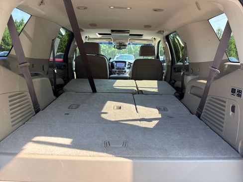Used 2019 GMC Yukon SLT w/ Open Road Package RWD image 48