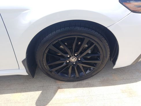 Used 2021 Toyota Camry XSE FWD image 25