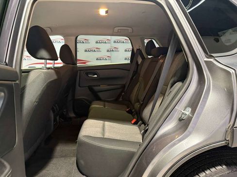 Used 2024 Nissan Rogue SV image 29