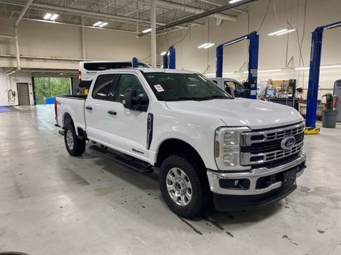 Used 2024 Ford F250 XLT w/ FX4 Off-Road Package image 8