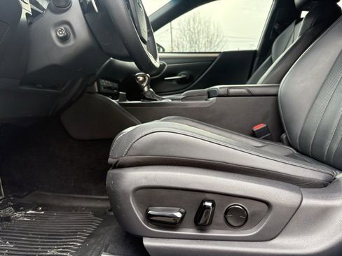 Used 2021 Lexus ES 350 F Sport image 32