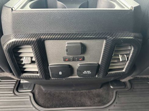 Used 2018 Ford F150 Raptor w/ Equipment Group 802A Luxury AWD/4WD image 15