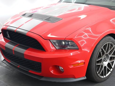 Used 2012 Ford Mustang Shelby GT500 w/ SVT Performance Pkg image 7