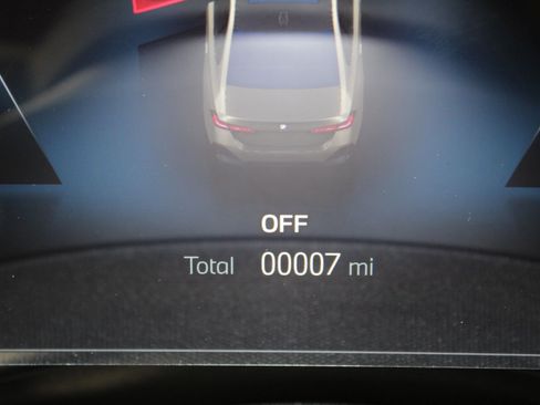 New 2026 BMW 530i xDrive w/ M Sport Package image 17