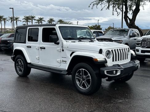 Certified 2023 Jeep Wrangler Sahara w/ LED Lighting Group image 4