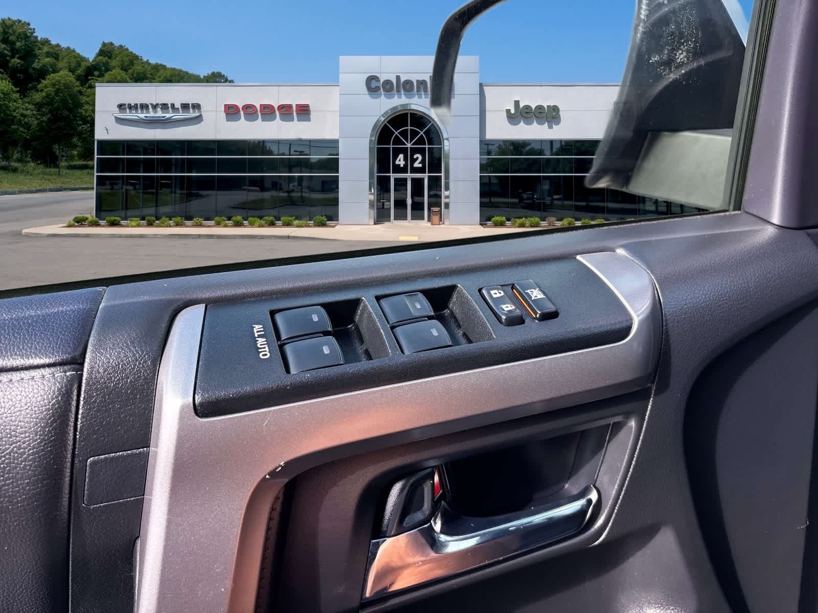 Used 2024 Toyota 4Runner SR5 Premium w/ Moonroof Package AWD/4WD image 18