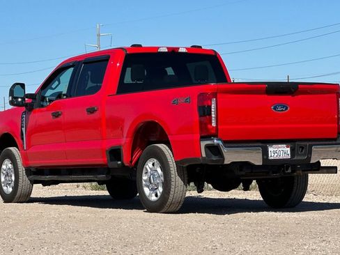 Used 2025 Ford F250 XLT w/ 360-Degree Camera Package image 7