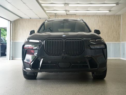 Used 2026 BMW X7 xDrive40i w/ Executive Package AWD/4WD image 2