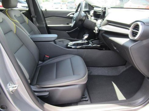 Used 2026 Chevrolet Trax ACTIV w/ Driver Confidence Package FWD image 10