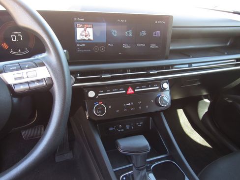 Used 2025 Hyundai Tucson SEL image 18