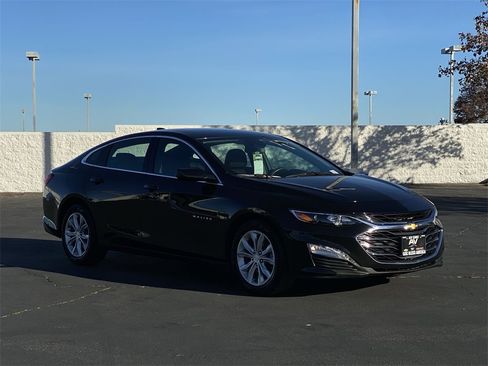 Used 2023 Chevrolet Malibu LT w/ Driver Confidence Package image 11