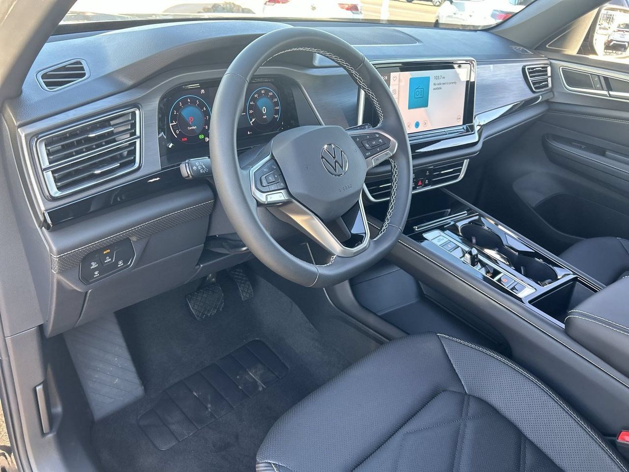 New 2026 Volkswagen Atlas Cross Sport SE FWD image 14