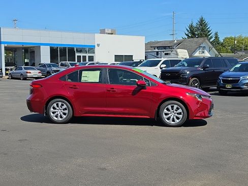 New 2026 Toyota Corolla LE FWD image 7