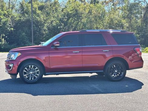 Used 2019 Ford Expedition Limited w/ Equipment Group 301A RWD image 2