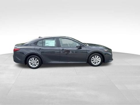 Used 2026 Toyota Camry LE w/ Convenience Package FWD image 7