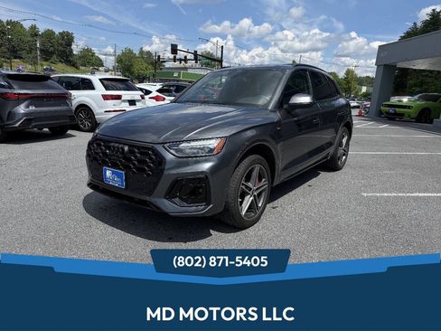 Used 2024 Audi Q5 e Premium Plus w/ Premium Plus Package AWD/4WD image 1