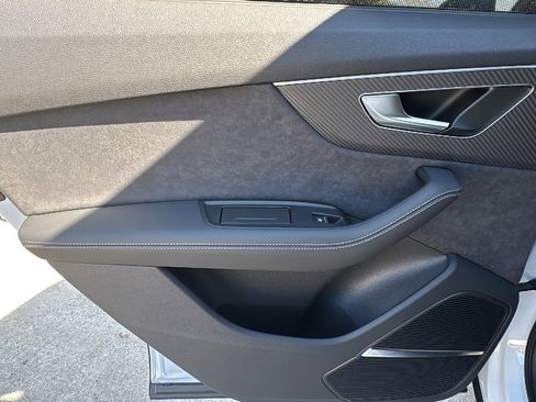 New 2026 Audi SQ7 Premium Plus AWD/4WD image 16
