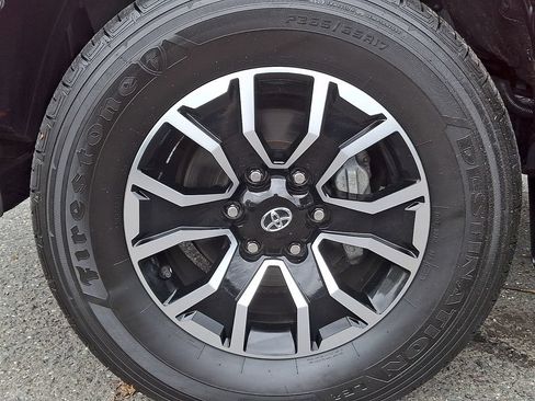 Used 2023 Toyota Tacoma TRD Sport AWD/4WD image 8
