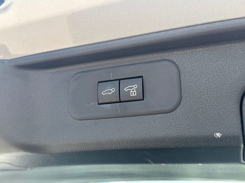 Used 2026 Toyota Grand Highlander XLE image 9