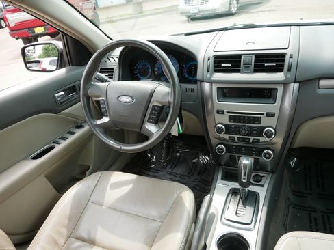 Used 2011 Ford Fusion SEL FWD image 9