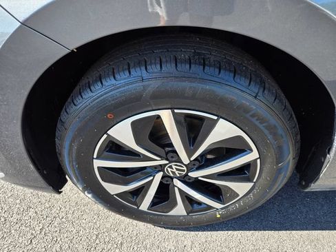 Used 2025 Volkswagen Jetta S FWD image 23