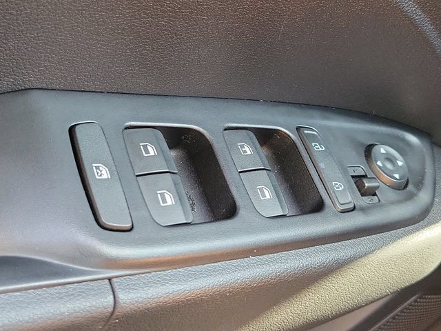 Certified 2026 Hyundai Venue SE FWD image 16